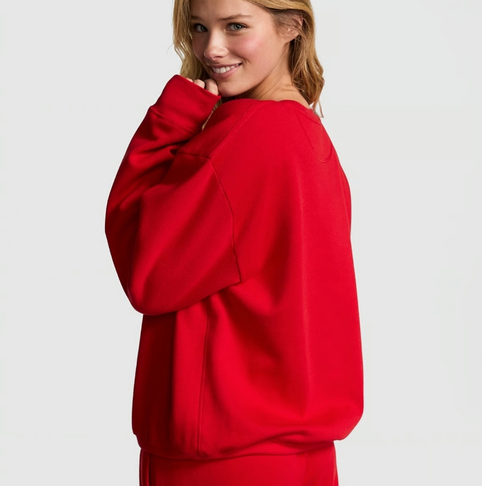 PINK Victoria's Secret Ivy Fleece Classic Crew Sweatshirt - Picture 4 of 5